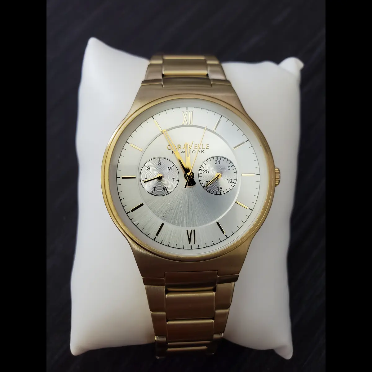 Caravelle Bulova Men's Day Date Gold Dress Watch Satin Sunburst Pie Pan Dial NIB