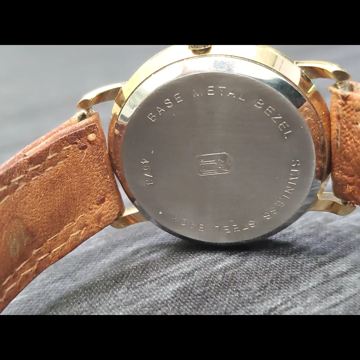Rare Vintage Jules Jurgensen Gold Men’s 4673 Champaign Quartz Date Wristwatch! - Image 3