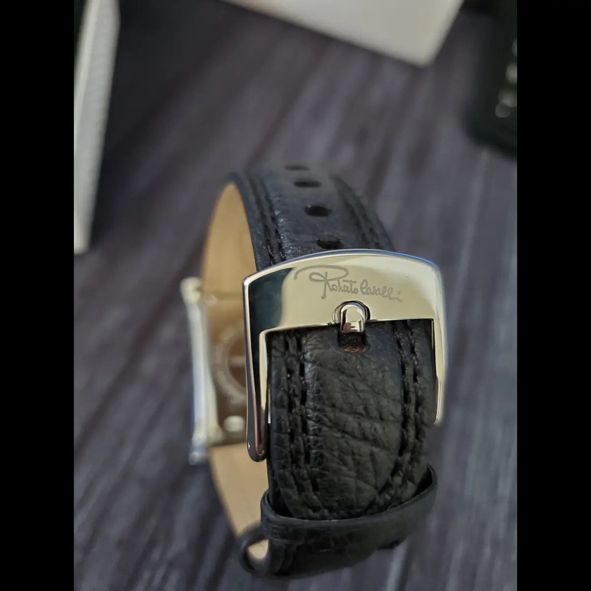 Authentic Roberto Cavalli Black Dial Designer Mens Watch New In Box With Papers - Image 5