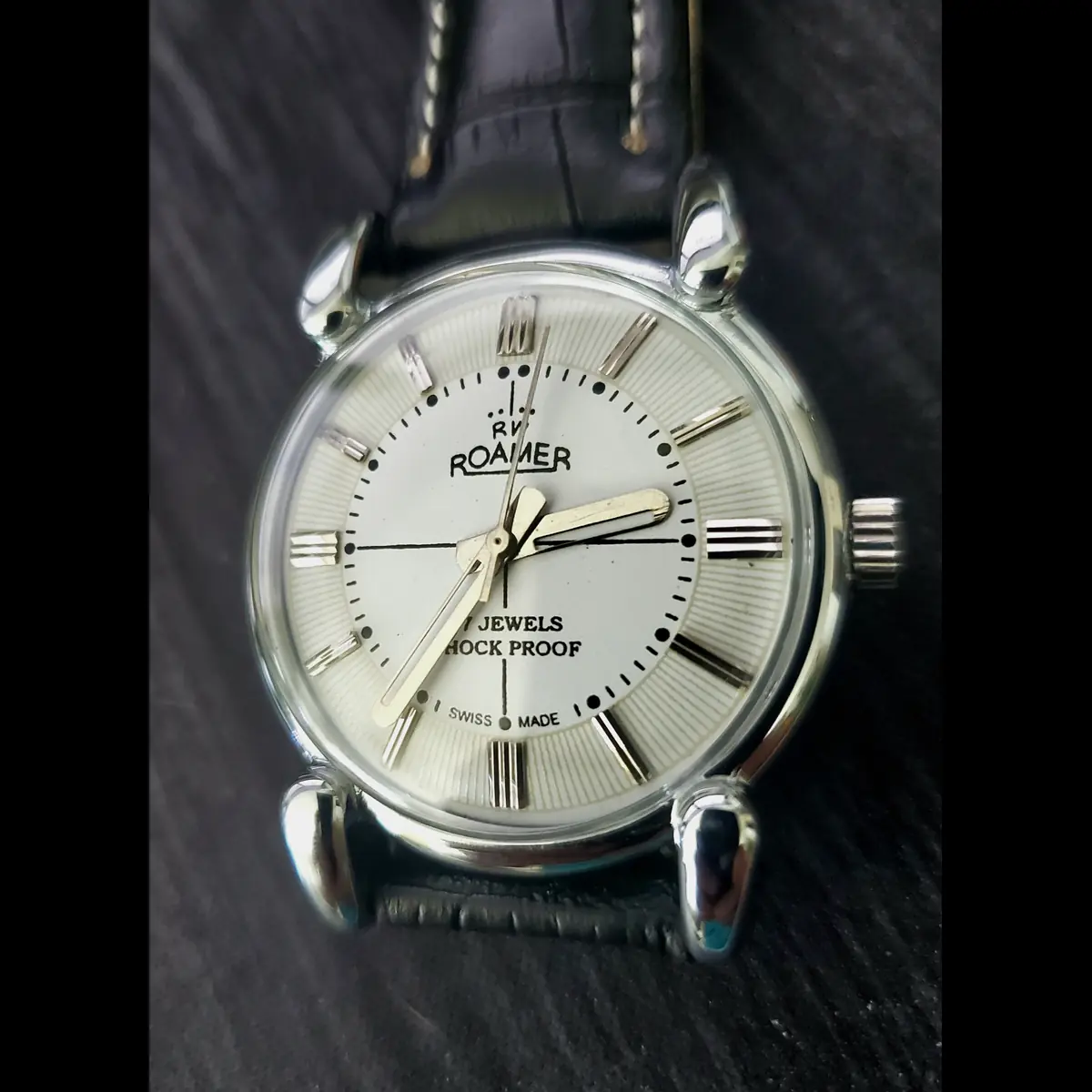 Rare Roamer Brevete Swiss Mens Manual Watch Slv Wht Serviced - Image 2