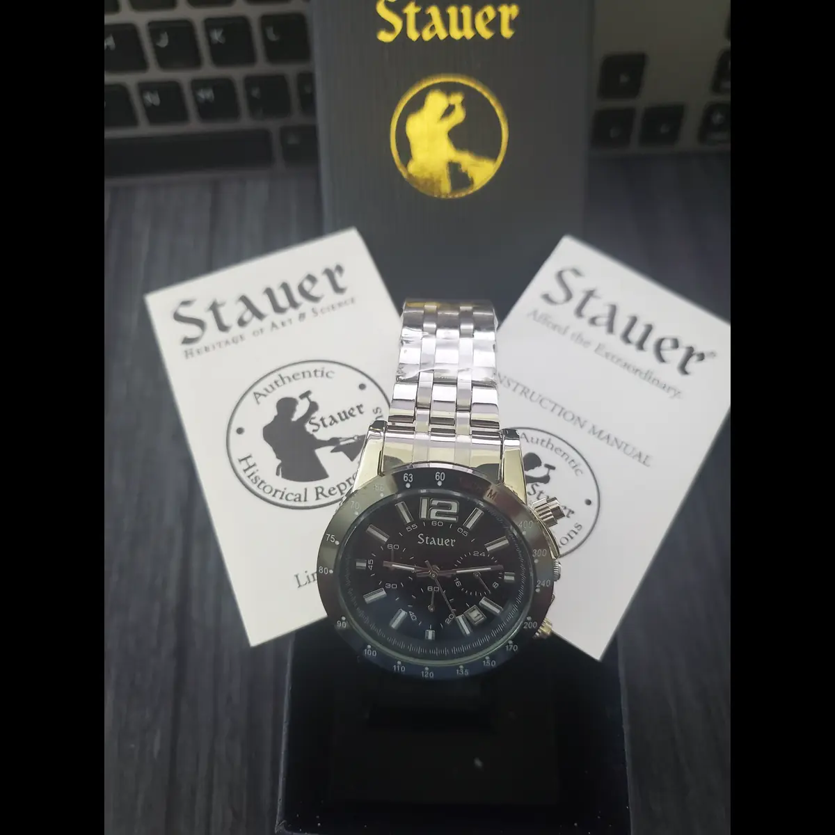 New In Box Stauer 38061 Jet Setter Chronograph Mens Watch - Image 2
