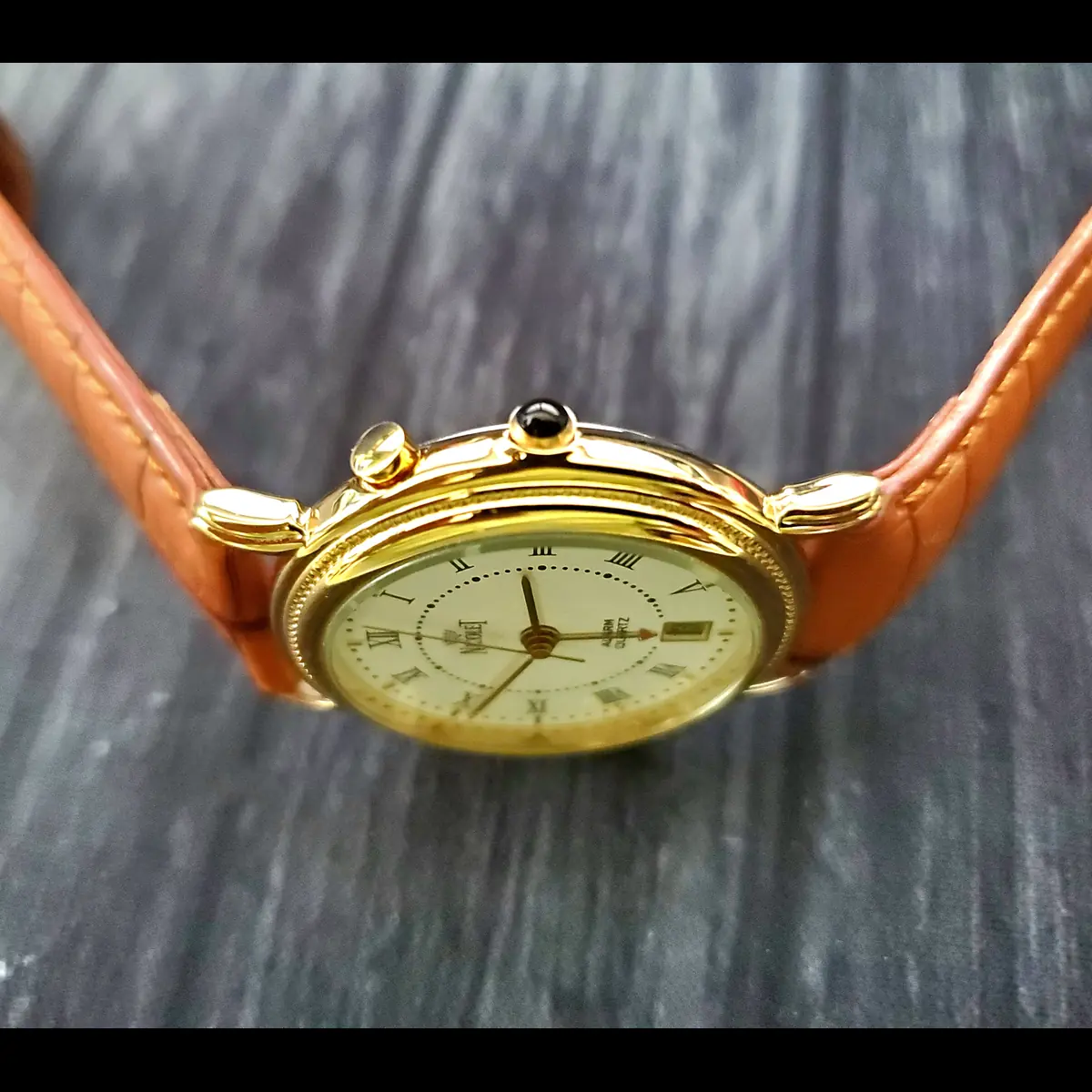 Rare Nicolet 146 Japan Quartz Men's Watch White Enamel Dial - Image 5