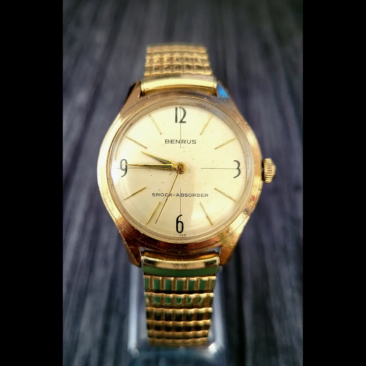 Rare Cond Vintage Benrus 20 Micron Gold Manual Mens Watch