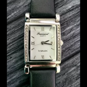 Vintage Hinged Lug Embassy Gruen Diamond Bezel Tank Watch