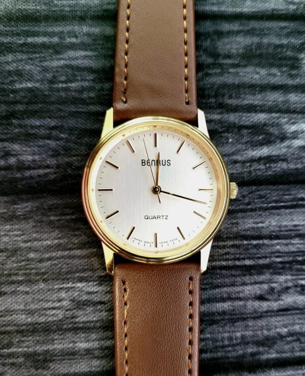 Rare Vintage Benrus Legacy White Enamel Mens Pie Pan Watch