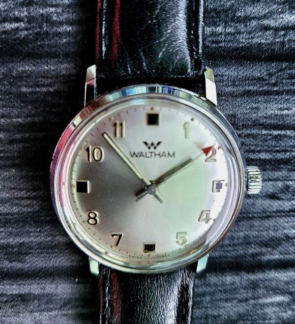 Rare Waltham Mechanical 140 Caliber Swiss 1950's Mens Watch