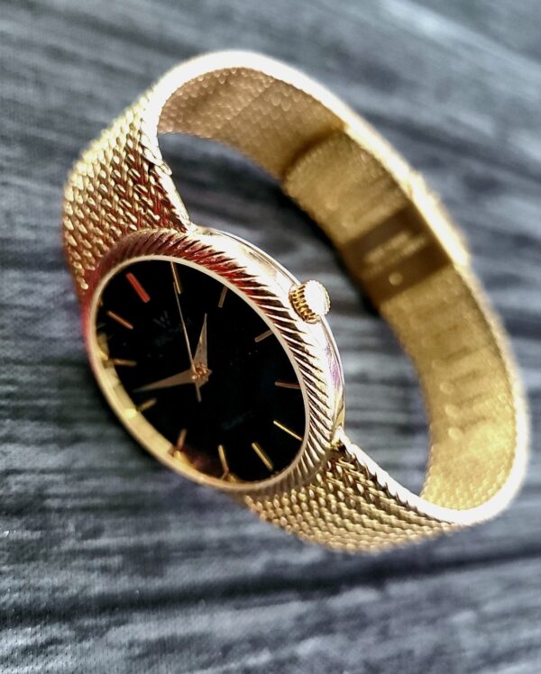 Rare Retro Vintage Waltham Mens Italian Milanese Mesh Watch