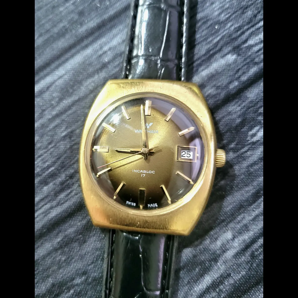 Rare Waltham Vintage Mens Swiss Cats Eye Dial Mech Watch - Image 4