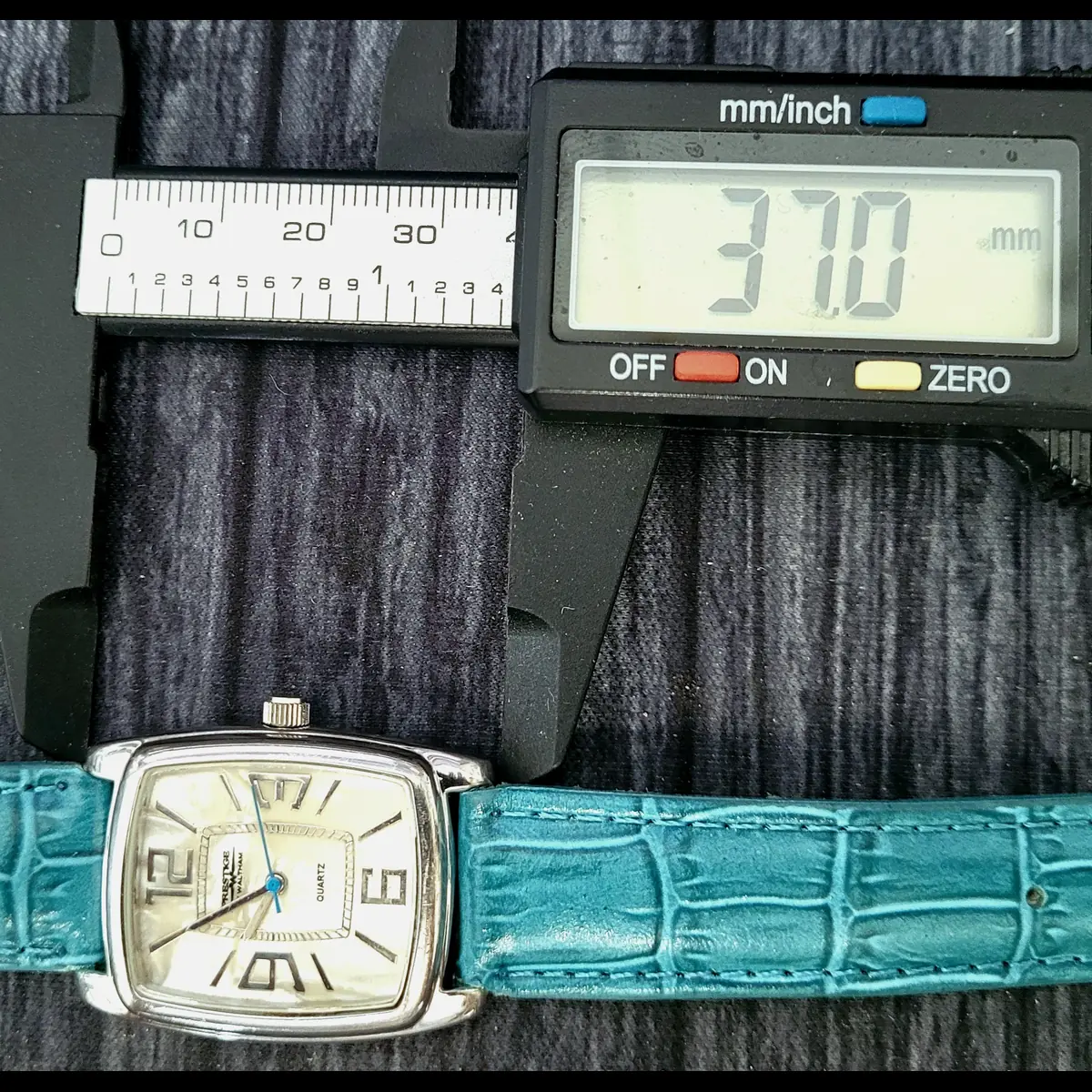 Vintage Retro Waltham Prestige Unisex Mother Of Pearl Watch - Image 4