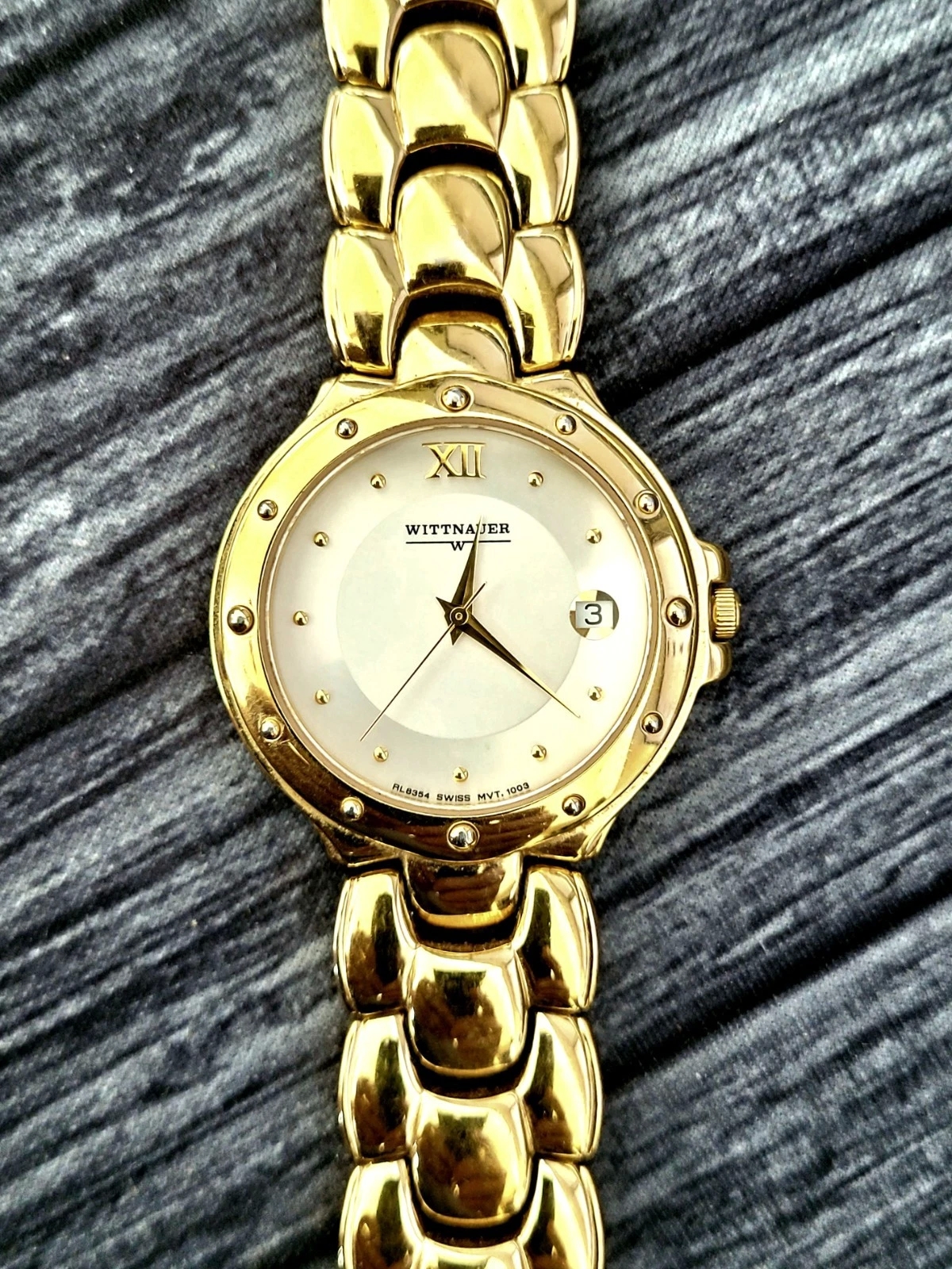 Rare Vintage Wittnauer Mens Swiss Watch Sapphire Crystal