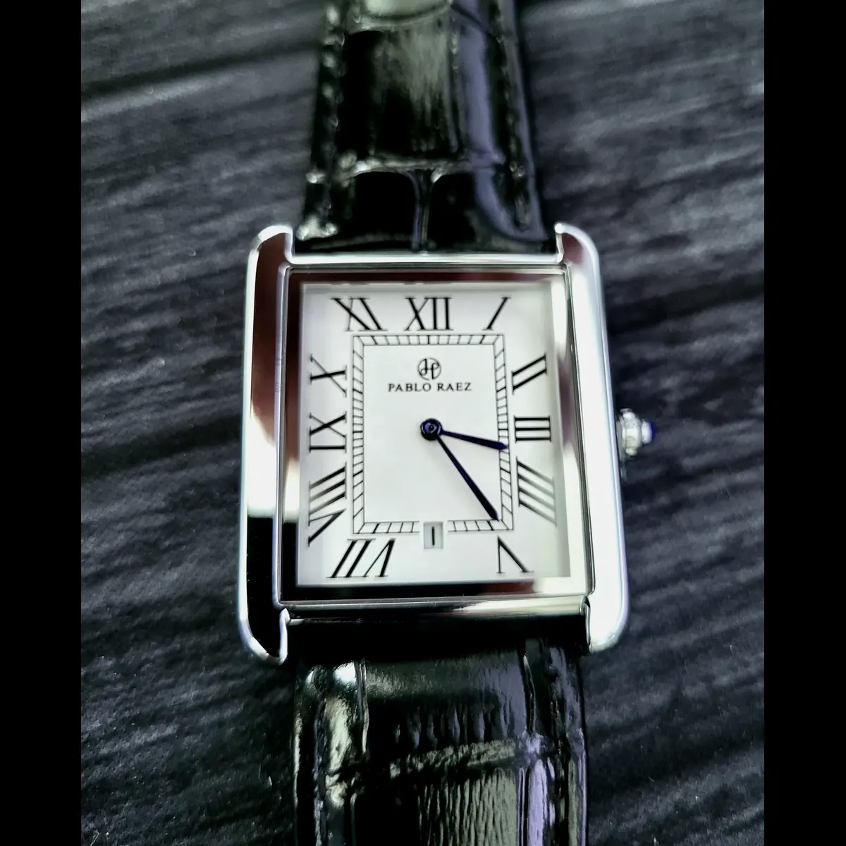 Pablo Raez Mens Silver Tank Swiss Style Watch 40mm Large