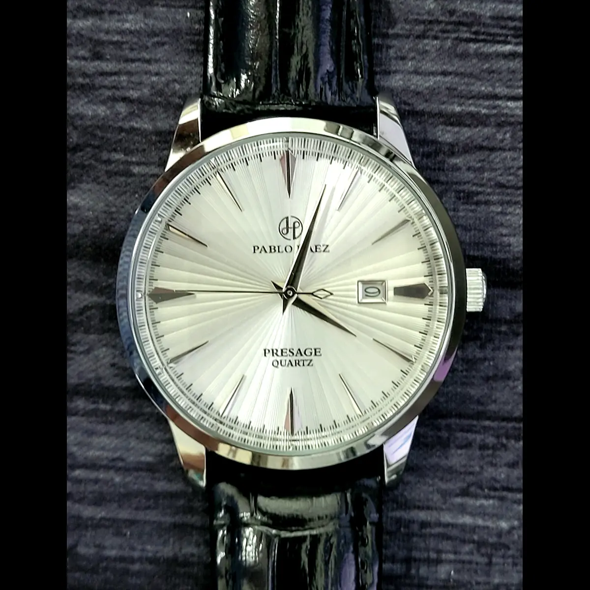 New Vintage Pablo Raez 40mm Mens Slv Wht Blk leather Presage Watch