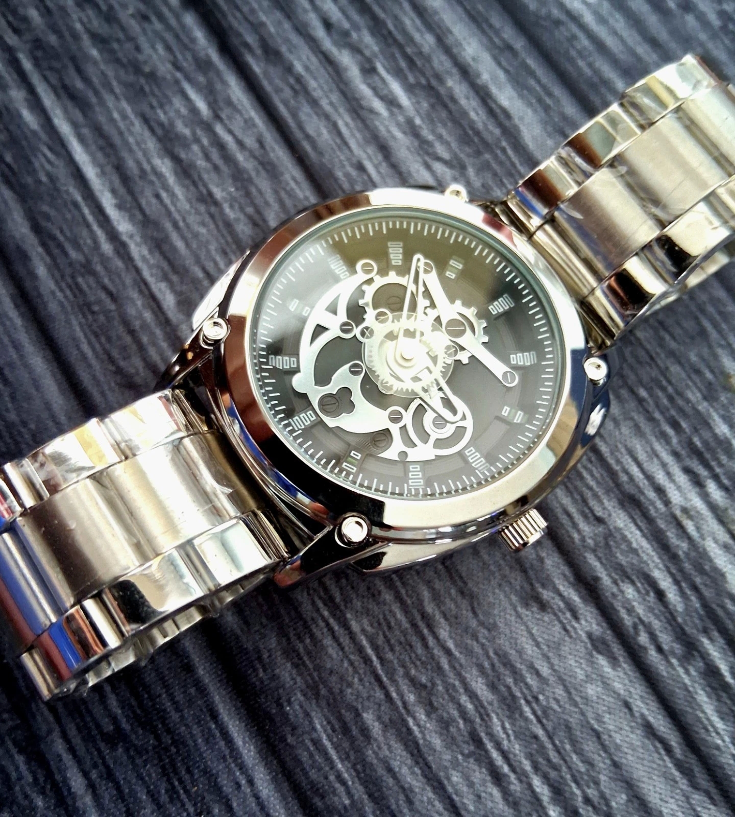 Rare Men's Open Heart Quartz Dial Watch New In Box W Papers