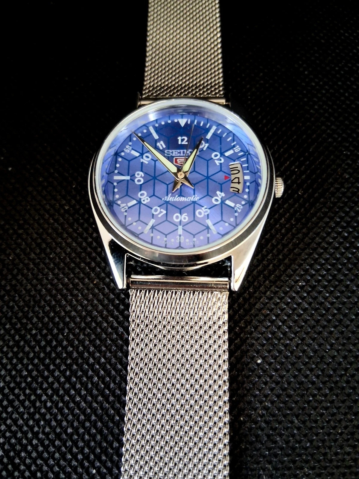 Vintage Seíko Automatic Geo Dial Date Men's Watch Exhib Mod