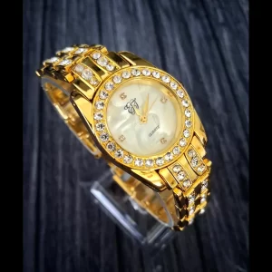 Rare Vintage Elizabeth Taylor Diamond Mother Of Pearl Watch