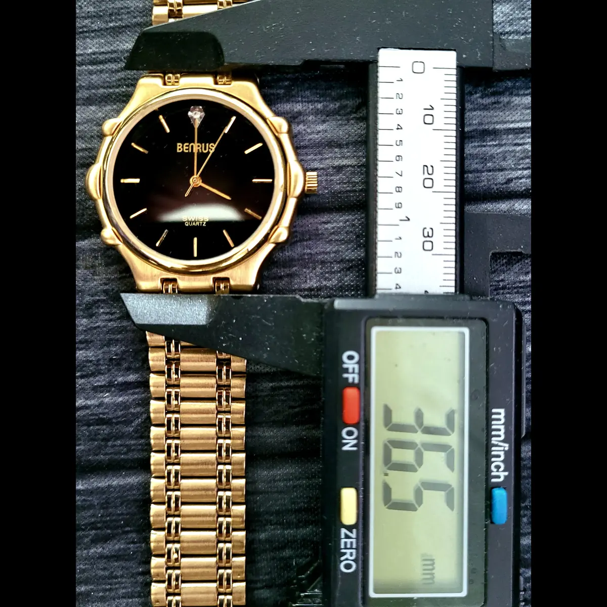 Rare Vintage Benrus Swiss Diamond Executive Watch Never Worn - Image 3