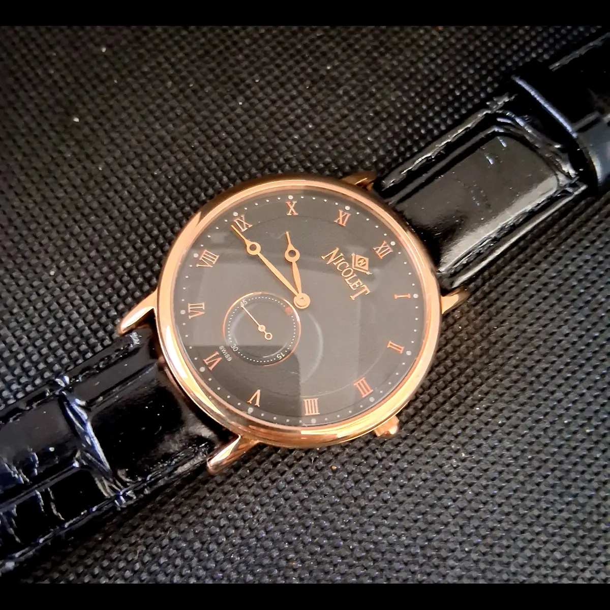 Rare Vintage Nicolet Roman Sub Second Dial Swiss Men's Watch - Image 4