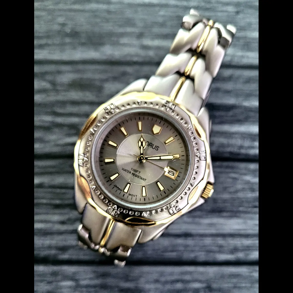 Rare Collectable Vintage Benrus Mens Dive Dress Watch 40mm