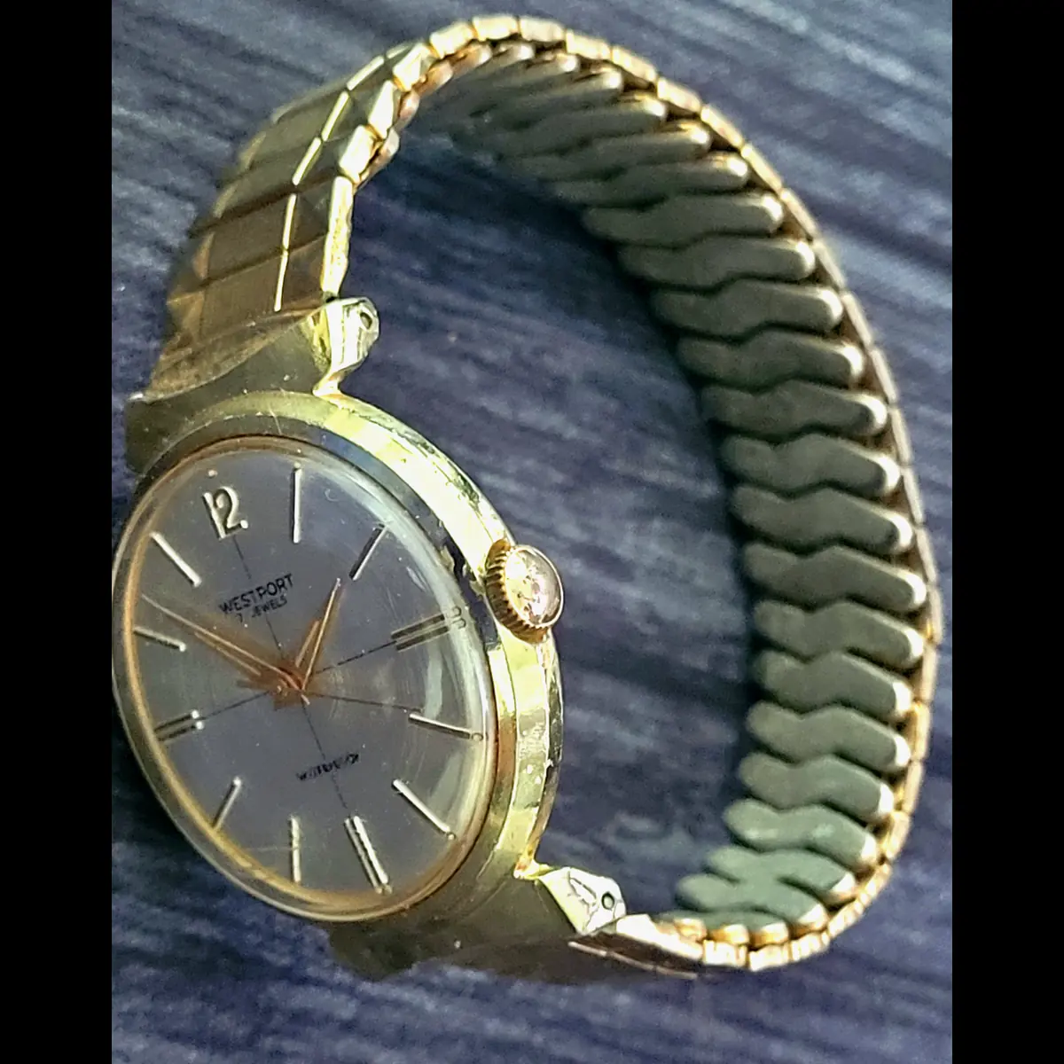 Rare Vintage Wesclox Westport Mechanical Mens Watch Runs - Image 3