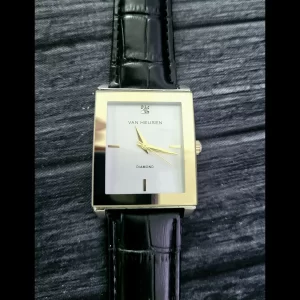Rare Vintage Van Heusen Diamond Mens Bold Tank Dress Watch