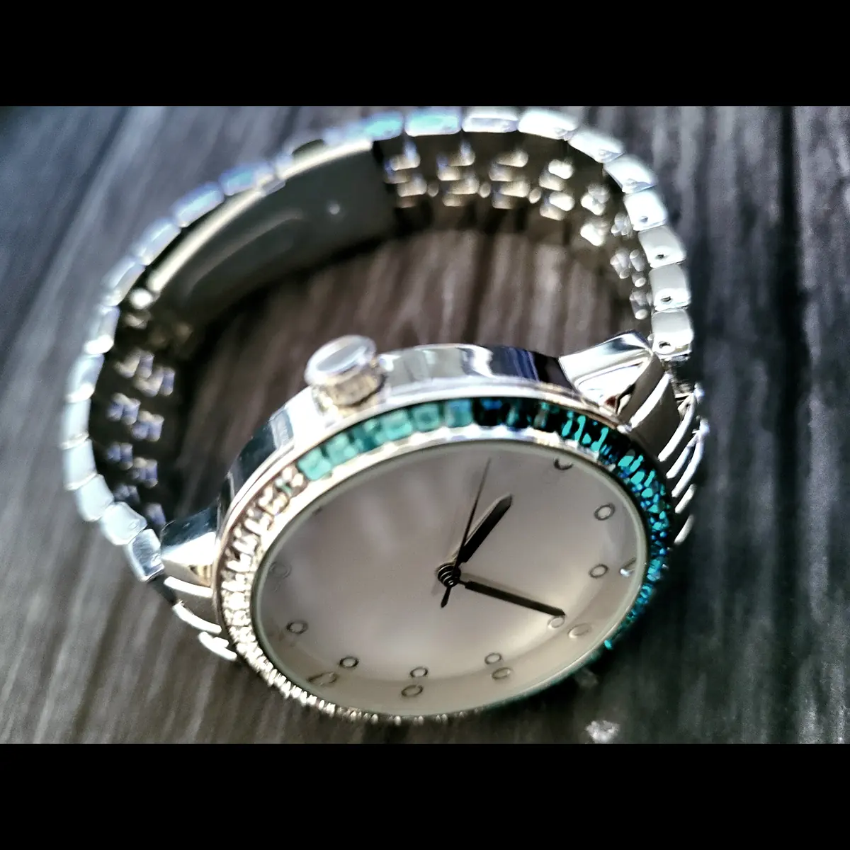 Rare Aquamarine Baguette Bezel Mens Dress Watch Singapore - Image 2