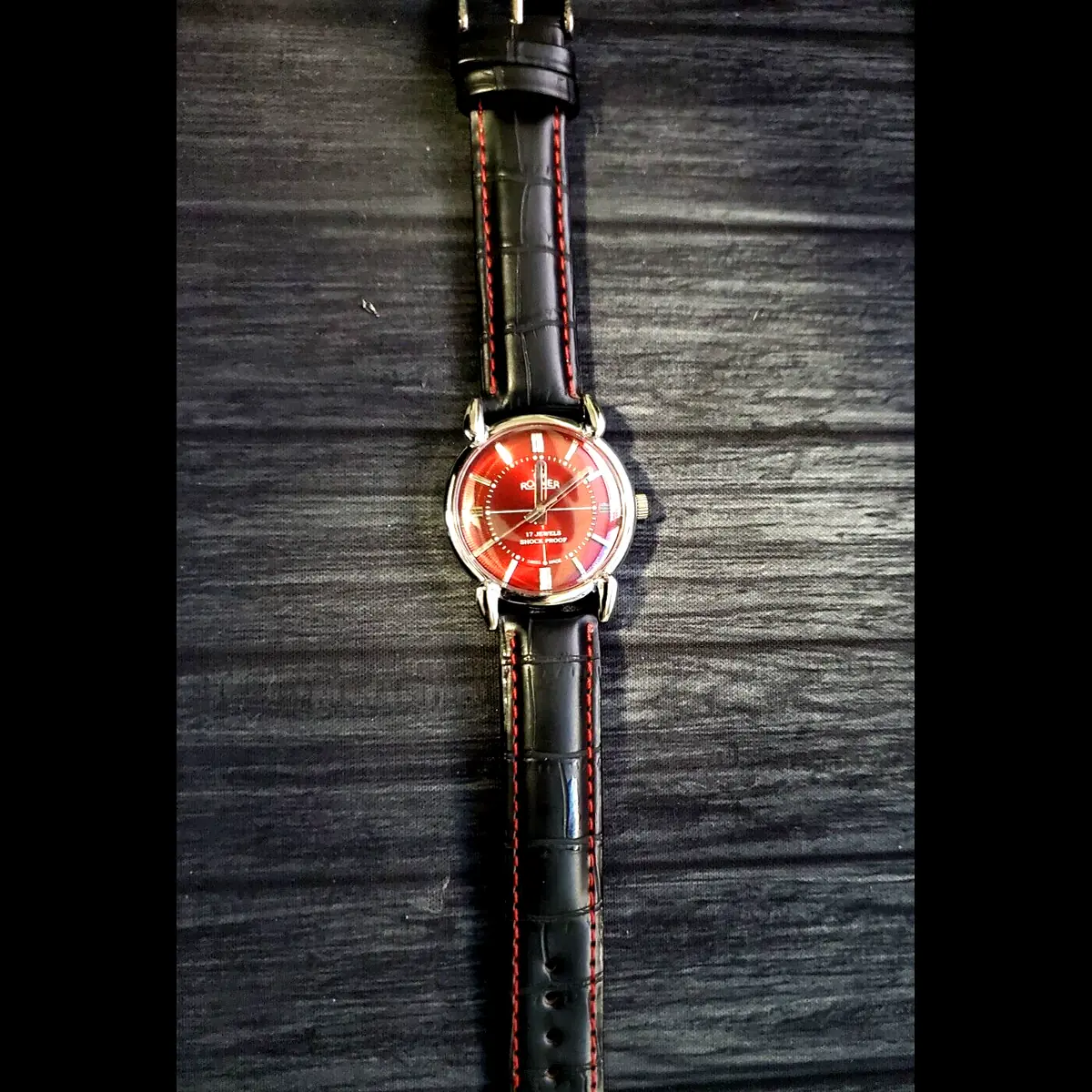 Rare Roamer Brevete Swiss Mens Manual Watch Slv Red Blk - Image 2