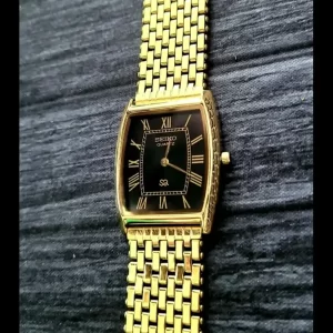 Vintage Seiko Gold Black Milanese Barrel Mens Watch