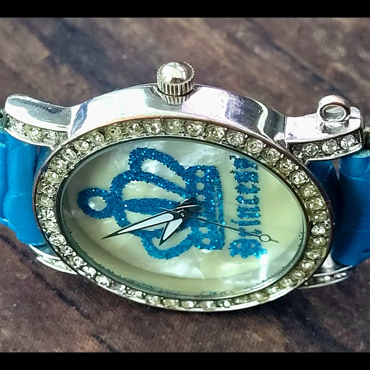 Vintage Authentic Princess MOP Dial Gem Bezel Womens Watch - Image 2