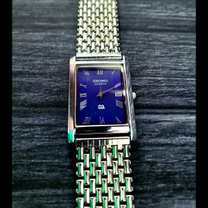 Vintage Seiko Tank Silver Slim Blue Dial Milanese Watch